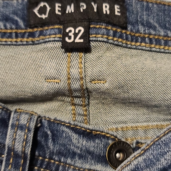 Empire distressed jeans - Picture 3 of 3